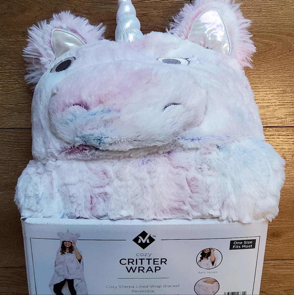 ​Member's Mark Cozy Critter Wrap Unicorn Reversible Plush Hooded Blanket OS Pink